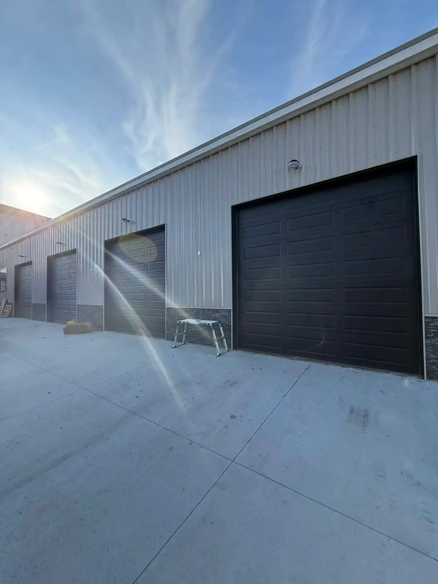 Amarr insulated steel sectional commercial door